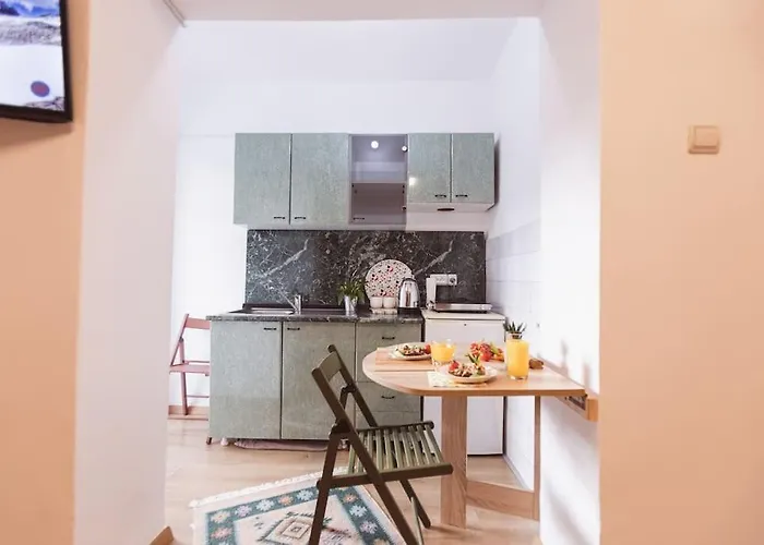 Art Myslym Shyri Apartament *