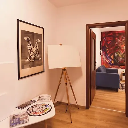 Apartment Art Myslym Shyri