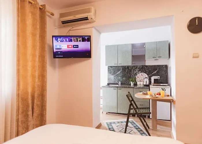 Art Myslym Shyri Apartamento Tirana