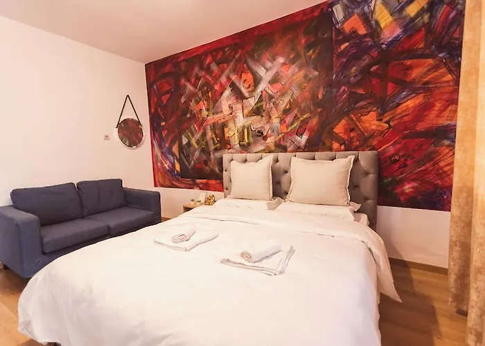 Apartamento Art Myslym Shyri Tirana