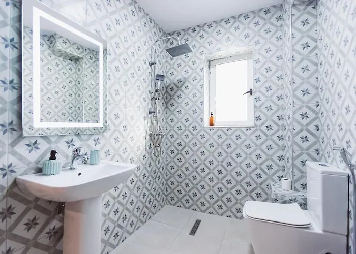 Art Myslym Shyri Apartamento *